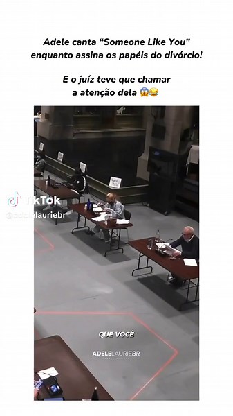 Adele canta 'Someone Like You' enquanto assina divórcio