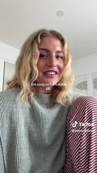 oh to see this live again #gracieabrams #itoldyouthings #thesecretofus