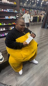 Dave Blunts Opens a Labubu at CoolKicks 🧸@iluvyoudaveblunts | Coolkicksla