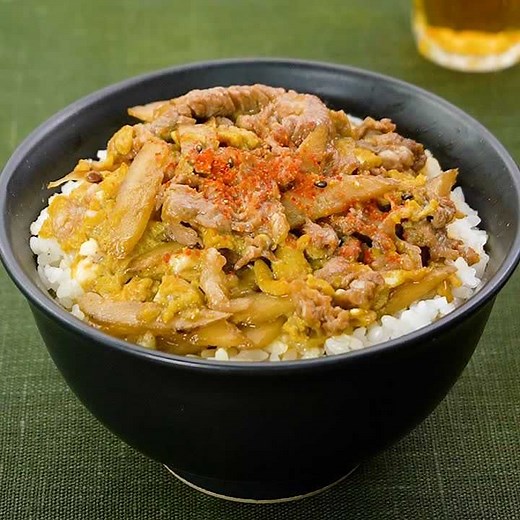 今晩の献立にも♪ 柳川風の牛丼のレシピ動画・作り方 | デリッシュキッチン