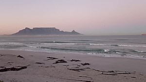 Monday surf report Summer is here for the next few days with warm midday temperatures and light winds. Wind is a breezy light Easterly and staying east for most of the day 5-12kmh. Surf is a small clean to mod clean 1-2ft with some slight push late afternoon. Table view clean 1ft. Big Bay clean 1ft. Derdes and surrounds 1ft early with some 2ft peaks later. Check false bay area, west coast and deep south. Great day for beginners, longboards, paddling. Water still pleasant at 16deg Low 07h10 High 