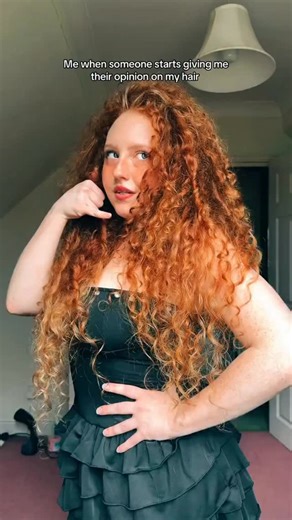 How to be a Redhead® on Instagram: "Redheads, it’s almost our national day! This Wednesday, let’s celebrate the color that makes us one of a kind 🔥 #LoveYourRedHairDay #NationalLoveYourRedHairDay 🎥 via @bonnieejohnson_ with permission"