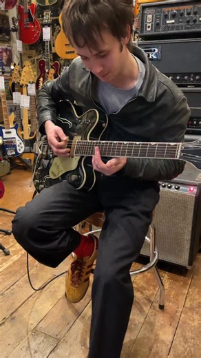 1967 COUNTRY GENT 🖤 Another fresh arrival, this stunning 60s Gretsch with a black refin and a tone that will melt your heart… cool and rare, the two words that best describe our stock at the minute! Remember we ship worldwide 🌎 | Denmark Street Guitars Hanks Guitar Shop