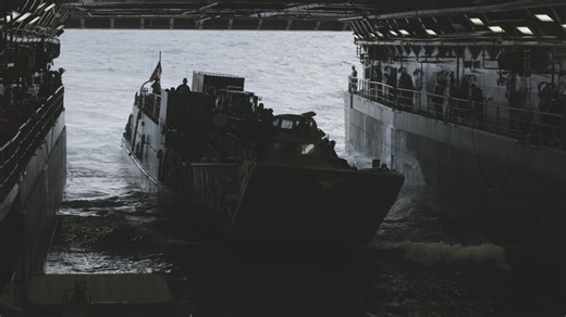 22nd MEU(SOC) | LCU and Flight Operations Aboard the USS Fort Lauderdale