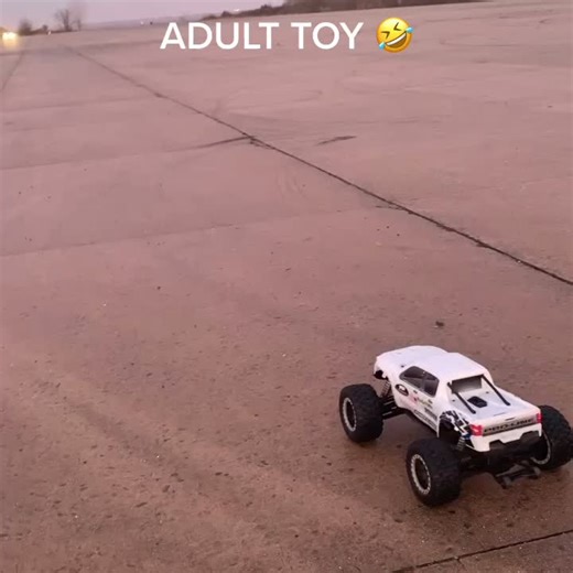 This is definitely not a child’s toy. 4 digit Remote control RC car Traxxas X-Maxx #Traxxas #traxxasxmaxx #drift #donut #fyp