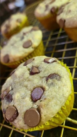 The Best Banana Chocolate Muffins – Moist, Fluffy & Easy