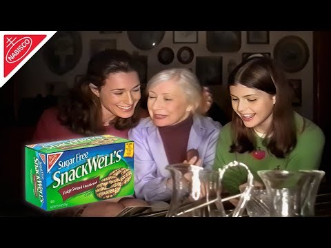 1998 SnackWell’s Cookies Commercial ft. Young Alexandra Daddario?
