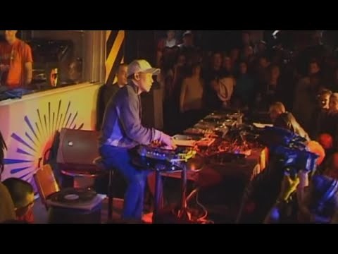 DJ Q-Bert - Live Session - QFO Tour In Paris - 2003