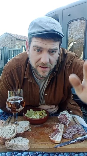 Vidéos de Vintage man (@_vintageman_) avec son original - Vintage man