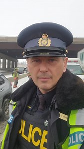 52K views · 2.4K reactions | Collision: EB exprees #Hwy401/Morningside. 2 vehicles, 1 driver with minor injuries. Right lane blocked for clean up. #TorontoOPP investigating. #DriveSafe ^ks | Ontario Provincial Police - Highway Safety Division | Facebook