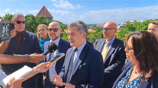 11K views · 64 reactions | Interview officielle du Ministre de la Justice, garde des Sceaux, aux côtés des autorités politiques de Saint-Barthélemy, marquée notamment par l'annonce d'un nouveau poste de juge d'instruction pour les îles de Saint-Barthélemy et Saint-Martin | Collectivité de Saint-Barthélemy Officiel | Facebook