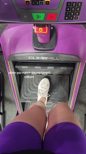 matching colours on point 🤣🤣