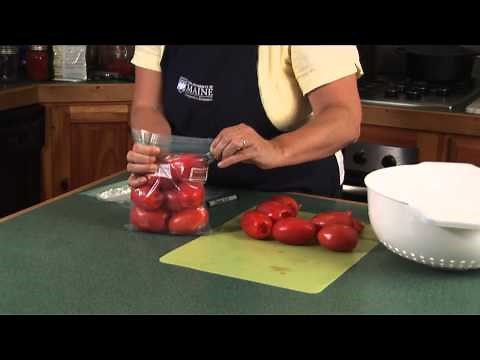 How to Freeze Tomatoes