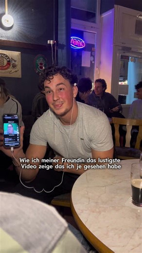 Sie ist die lustigste von allen 🥹#berlinbar #blaueraffe #barvibes #funny