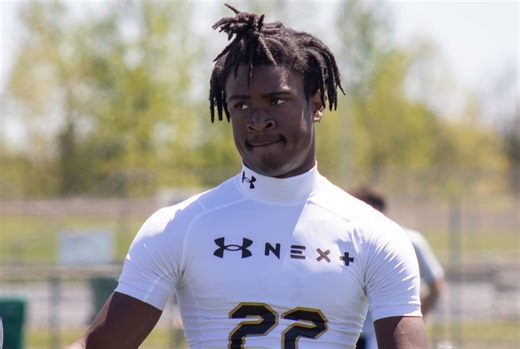 4-star WR Javien Robinson narrows list to five schools