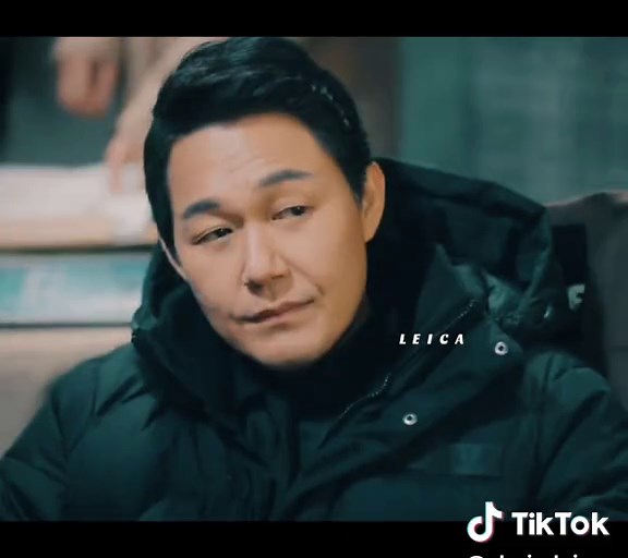🎧🎧🎧 🫵 🎄 #clarin #fyp #welcometowaikiki #leeyikyung #parksungwoong