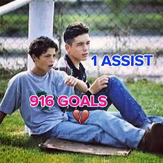 Ronaldo X Hugo Aveiro X nice football video ☠️🤯❣️fcmobile #Skills #Soccer #football #youtube fifa