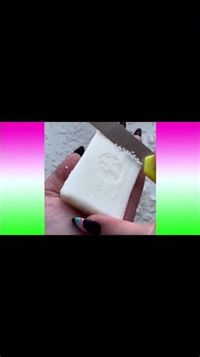 Satisfying cuts: Watch this precise texture magic unfold!