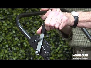 Lawn Drop Spreader from Earthway