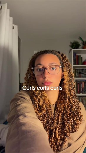 Styling Tips for Gorgeous Curly Hair