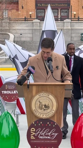 Providence is ready for the holiday season! Today we announced PVD Holiday Fest, a four-day lineup of more than a dozen events happening December 4–7, along with updates on rink programming and seasonal initiatives across the city. From the City Hall Tree Lighting and performances at the Providence Rink, to public art tours, community celebrations, and markets supporting local artists and small businesses, there’s something for everyone to enjoy! We’re also offering two hours of free parking in 