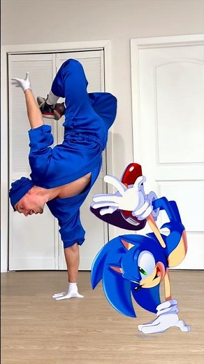 Sonic Pose IRL🔥🔥🔥 #sonicthehedgehog #sonic #anime #animeedit #irl #blue #pose #balance