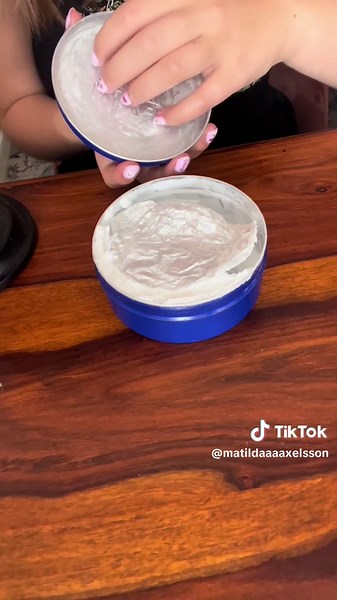 NIVEA ASMR: Tapping for Sleep and Relaxation