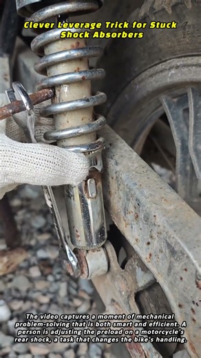 Clever Leverage Trick for Stuck Shock Absorbers