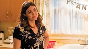 Mandy Moore Teases ‘This Is Us’ Season 4, What’s “Ailing” Rebecca & New Music | In Studio