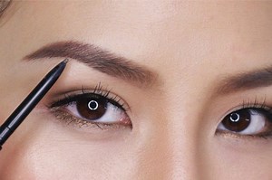 2 Eyebrow Tricks That Will Change Your Morning Routine Forever | theAsianparent Singapore