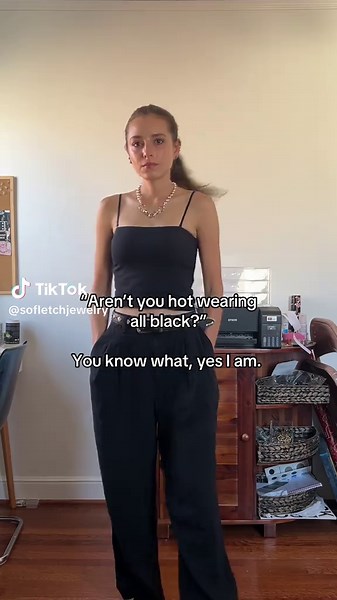 Clean Goth Aesthetic: Stylish All-Black Outfit Tips