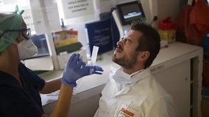 Dépistage du Covid-19 : la France mise sur les tests rapides pour améliorer son dispositif