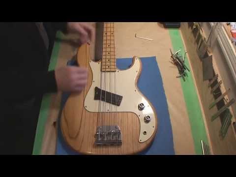 Peavey T20 Bass Guitar