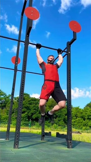The bar muscle-up - CrossFit Movement