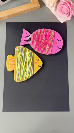 Colorful Fish Craft Using Wool and Waste Paper. Use wool and waste paper to make colorful fish. #parentchildcraft #kindergartencraft #childrencraft #handmadediy #wasteutilization #recycledcrafts #diyprojects #creativecrafts #funwithkids | paper craft ideas