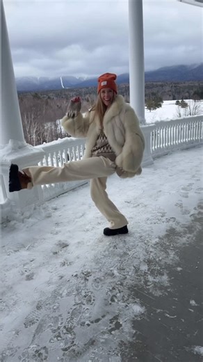 Emily Scott James on Instagram: "Tip: Macarena to stay warm. ;) Dance by the incredible @wakisodancekids"