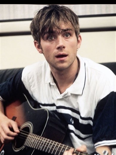 Exploring the Magic of Blur's 90s Indie Rock