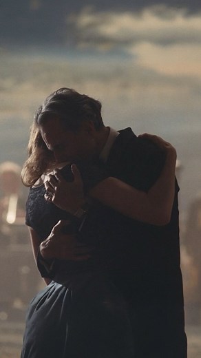fysbw on Instagram: "Love, obsession, and control—wrapped in the most elegant of packages. In this unforgettable scene from Phantom Thread, Alma and Reynolds' relationship reaches its most twisted and intimate peak. Alma, in her complex desire for love and power, poisons Reynolds to make him vulnerable, only for him to embrace her actions with an unsettling mix of surrender and affection. Vicky Krieps and Daniel Day-Lewis deliver masterful performances, making this moment one of the most hauntin