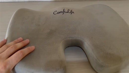 Watch Honest Review Of The ComfiLife Gel Enhanced Seat Cushion on Amazon Live