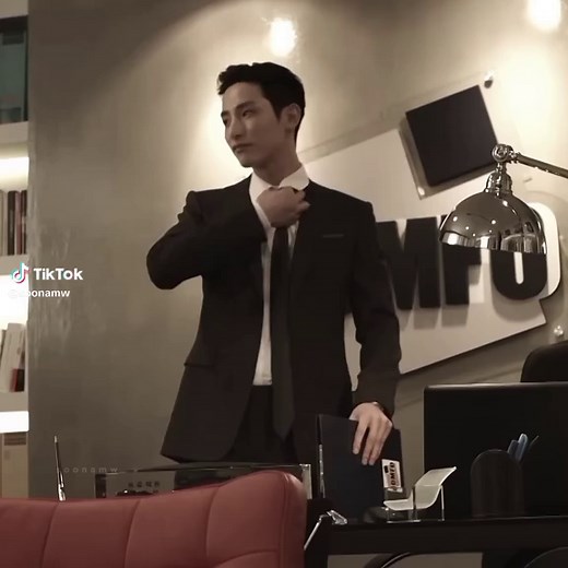 High School King of Savvy Scene featuring Lee Soo Hyuk