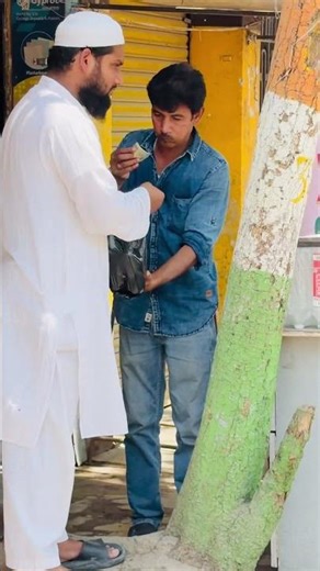 Dusron ki muskurahat ka zariya banye 🤲❤️🌹#humanity #savehumanity #humanityfirst #shortsfeed #help