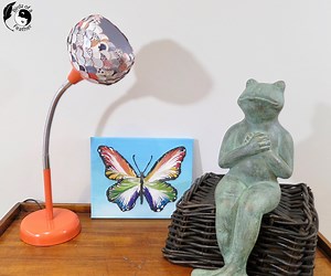 How to Paint a Butterfly With the Pull Chain Technique!