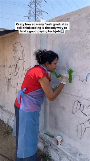 Namita | Business Analyst | Consultant & Mentor on Instagram: "I meet so many fresh graduates who genuinely think their options are binary: Either learn to code… or give up on a good-paying tech career. Most of this fear doesn’t come from real projects. It comes from noise, advice passed down without context. Because before anything is built, someone has to understand the problem. Someone has to: ➡️ ask the right questions ➡️ break vague ideas into clear requirements ➡️ connect business goals wi