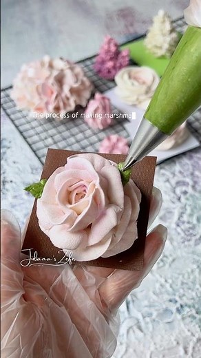 Here's how I create my marshmallow flowers • Zefir