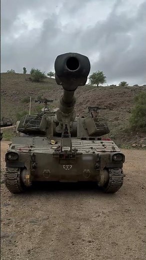 Watch The IDF Artillery Corps Training on the Northern Border