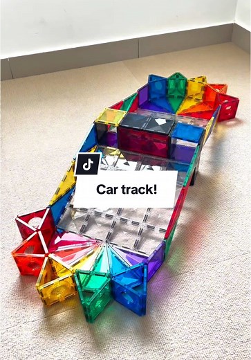 Build an Exciting CONNETIX Magnetic Car Track