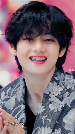 funny video 🤣 BTS V photo 😍🙂🙃😻🤩