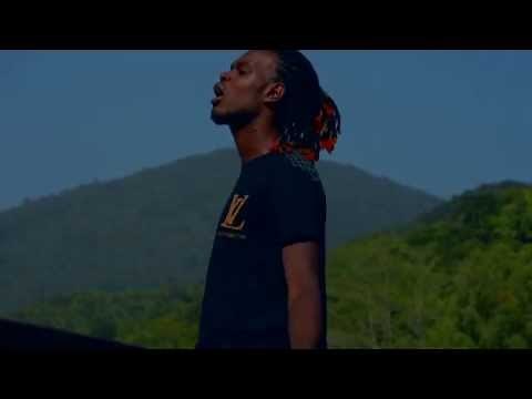 K.A KITE - Amigos Con Derecho (Video Oficial)