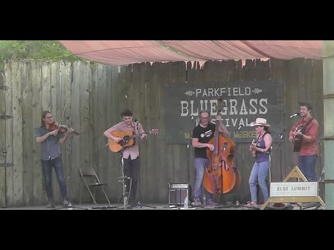 AJ Lee & Blue Summit: Beaumont Rag