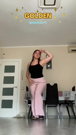 Learn the GOLDEN Choreography from Kpop Demon Hunters